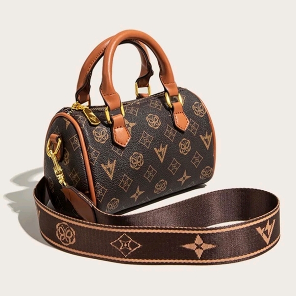 All Over Print Boston Hand Bag - Picture 6 of 8